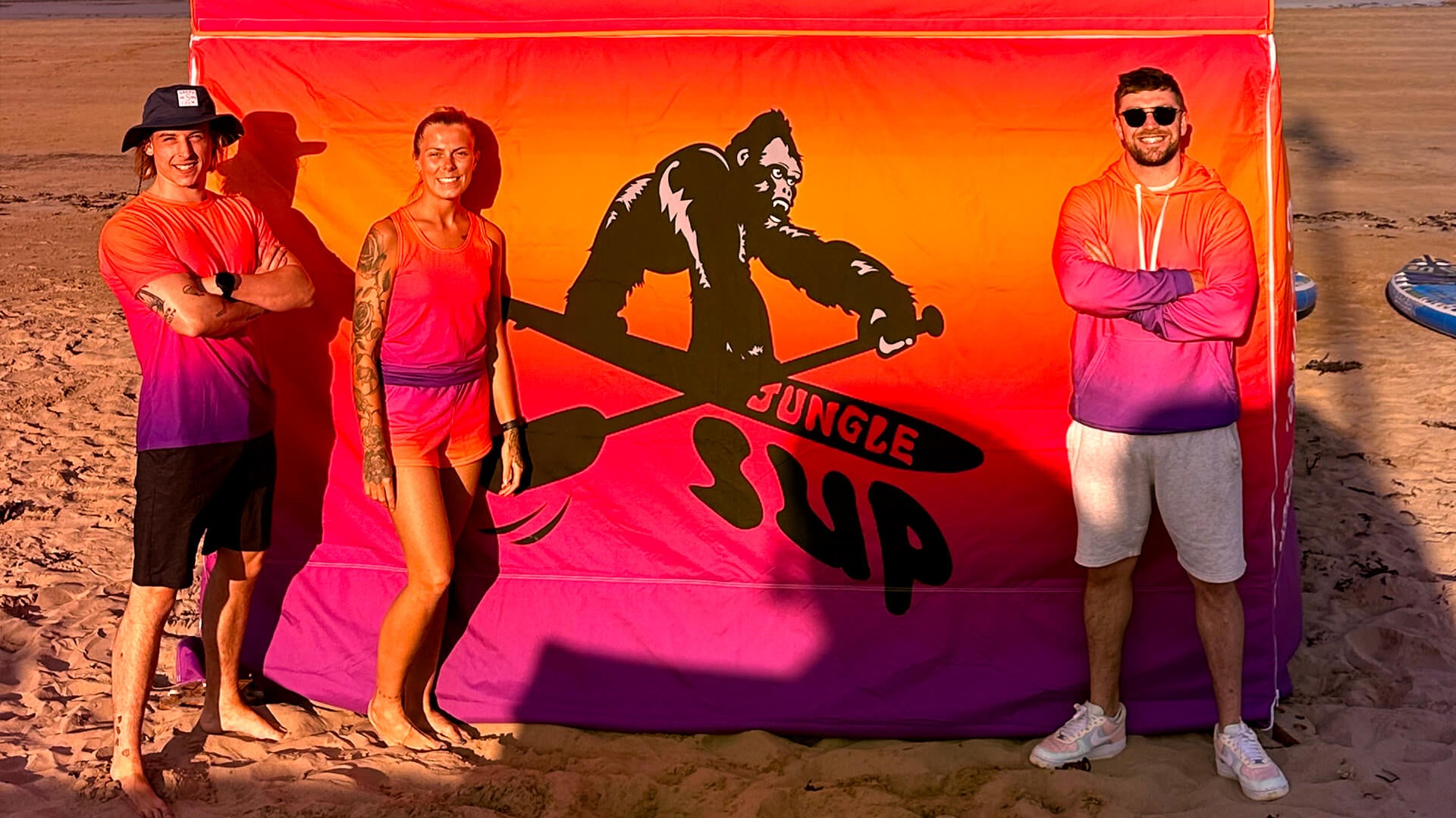 Photo of the full Jungle team on the beach